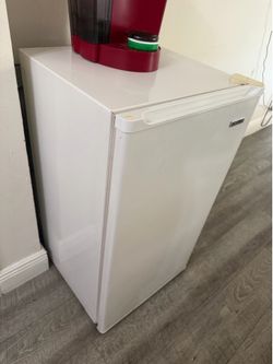 Kenmore mini fridge
