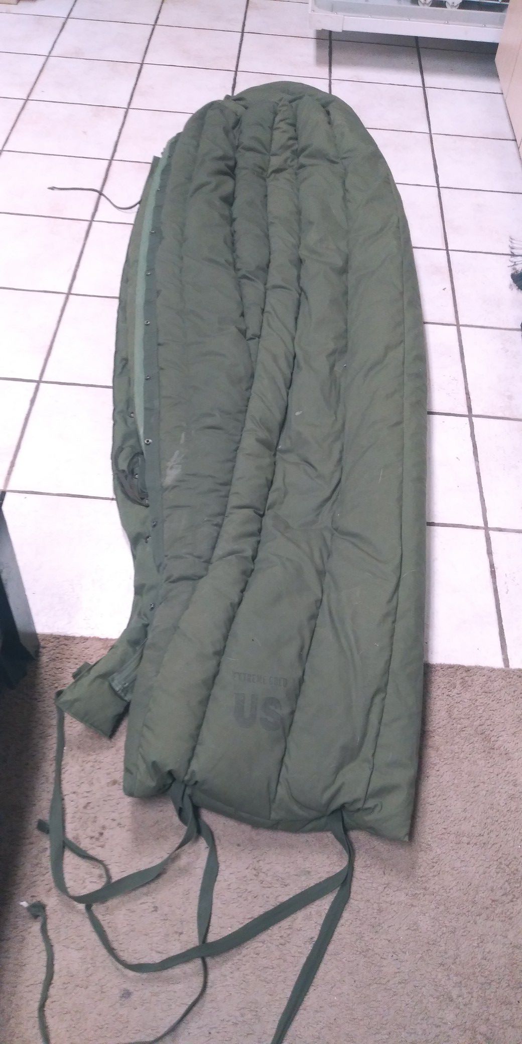 Army issued extreme cold sleeping bag