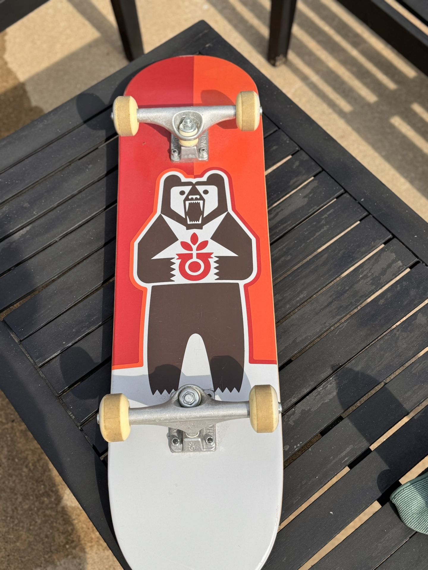 Habitat Complete Skateboard – Great Condition!