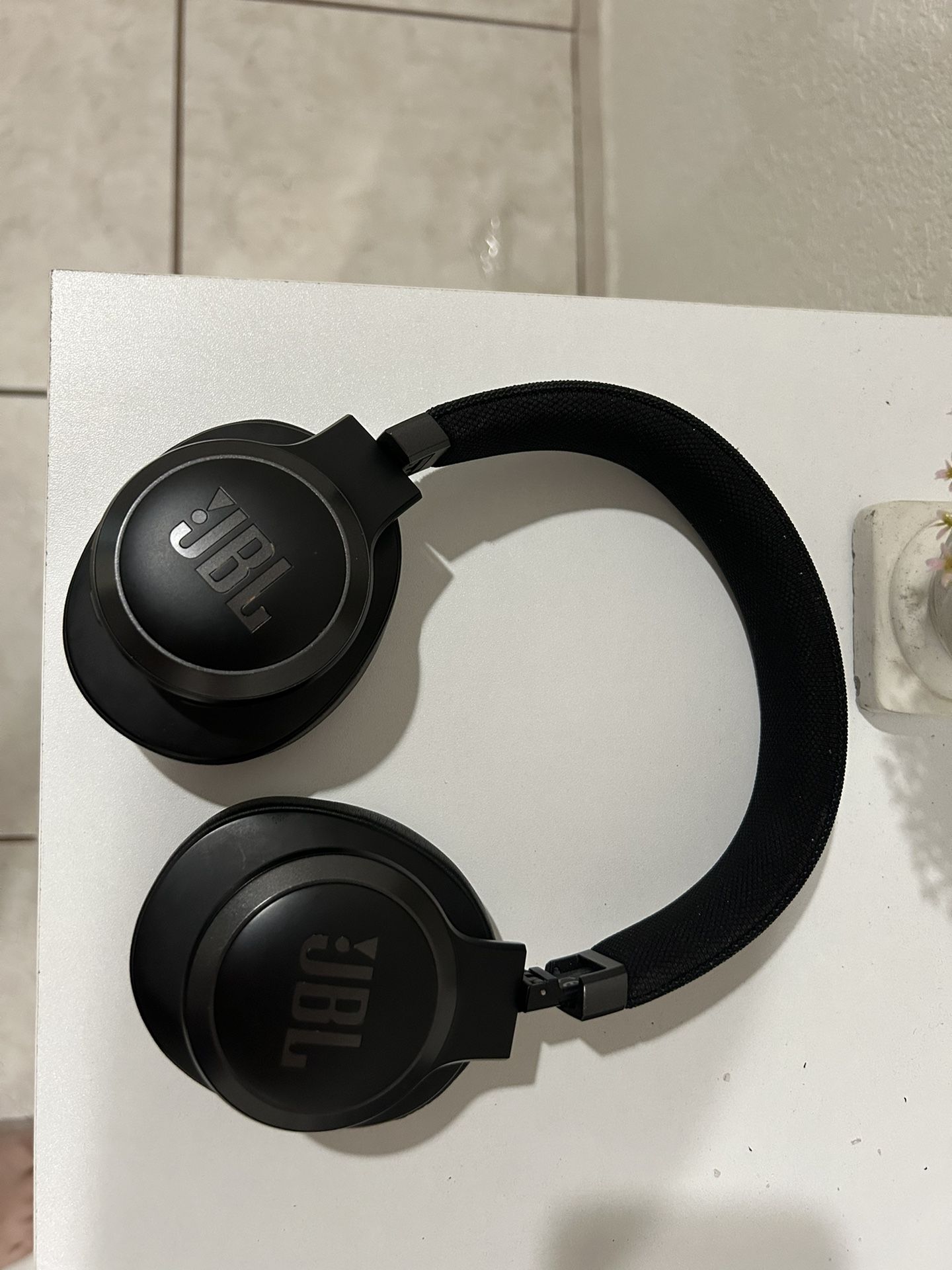 JBL WIRELESS HEADSET