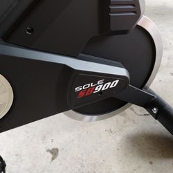 SOLE SB900 Exercise Bike