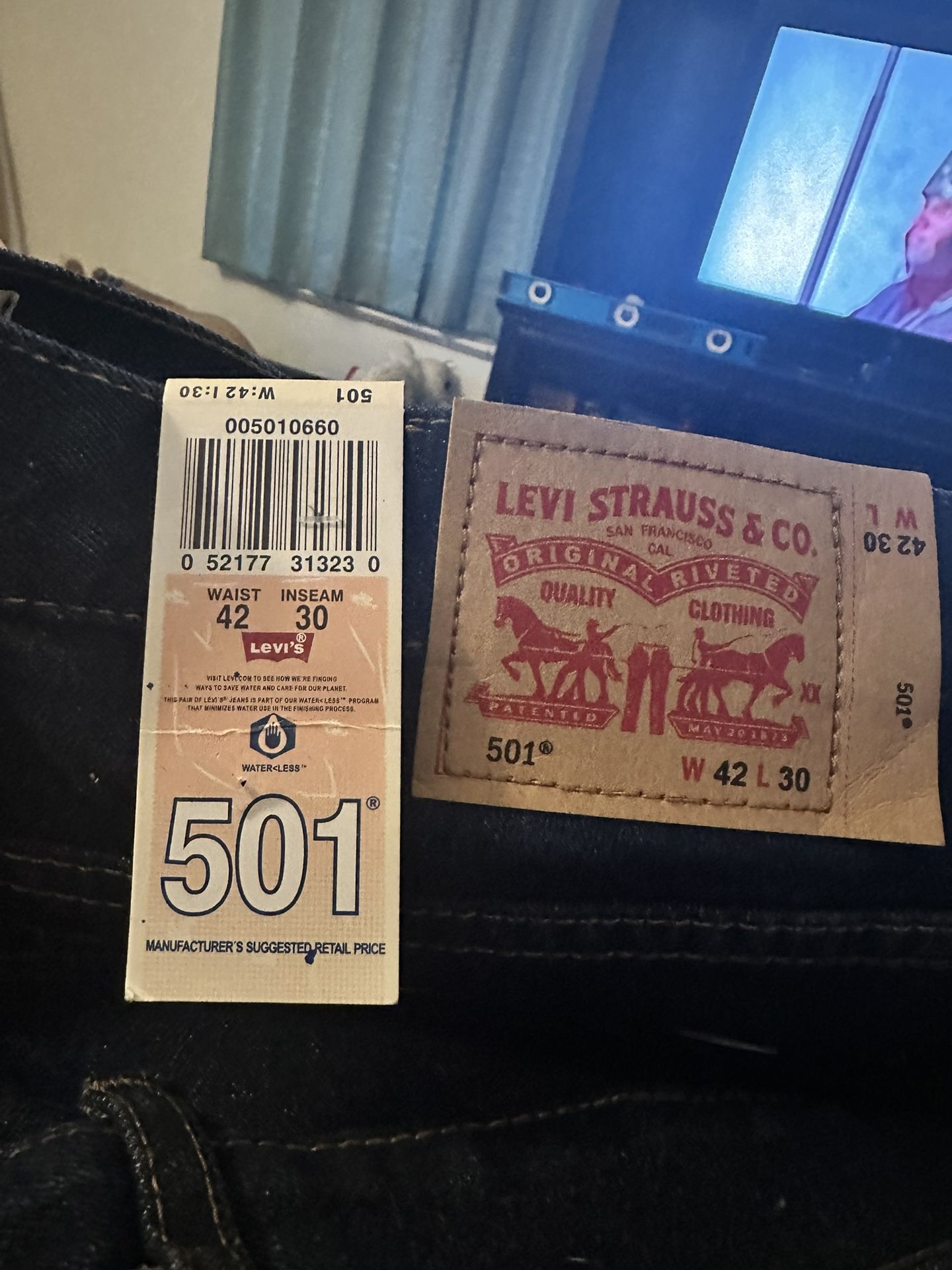 Levi 501 Dark Blue Jeans