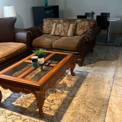 Couches Bundle Deal Everything In Pictures Sold Together 