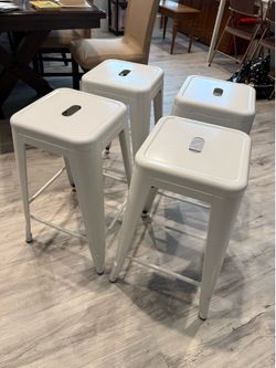 Set of 4 White Metal Counter Height Bar Stools – Modern Industrial Style