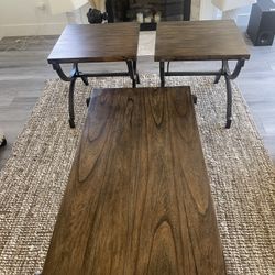 Wooden Coffee Table With 2 Side Tables 
