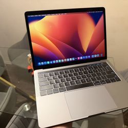 MacBook Pro 2017 Touchbar 13”