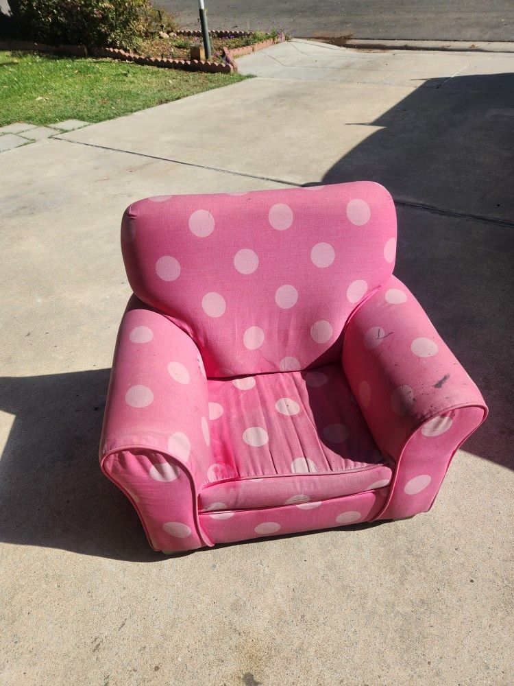 Small toddler size plush chair