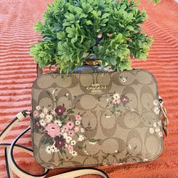 Floral Coach bag🌺🌸🌺🌸