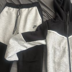 Mens Nike Tech Fleece Full Zip Up Set