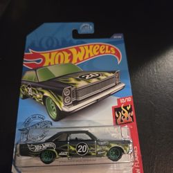 Hot Wheels Super Treasure Hunt  65 Ford Galaxie