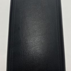 Armrest/ Center Console Lid for a 2002 Mercedes-Benz CL500
