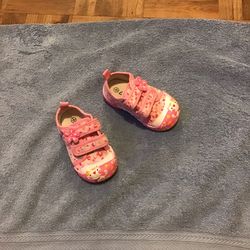 Shoes Size 5