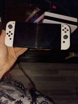 White Nintendo switch