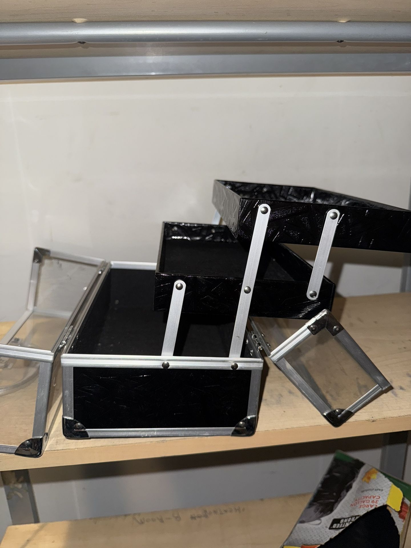 Make Up Box