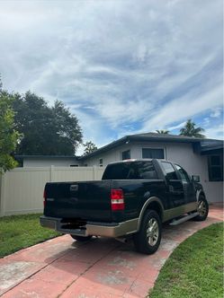 2006 Ford F-150 Lariat SuperCrew 5.4L - Clean Title