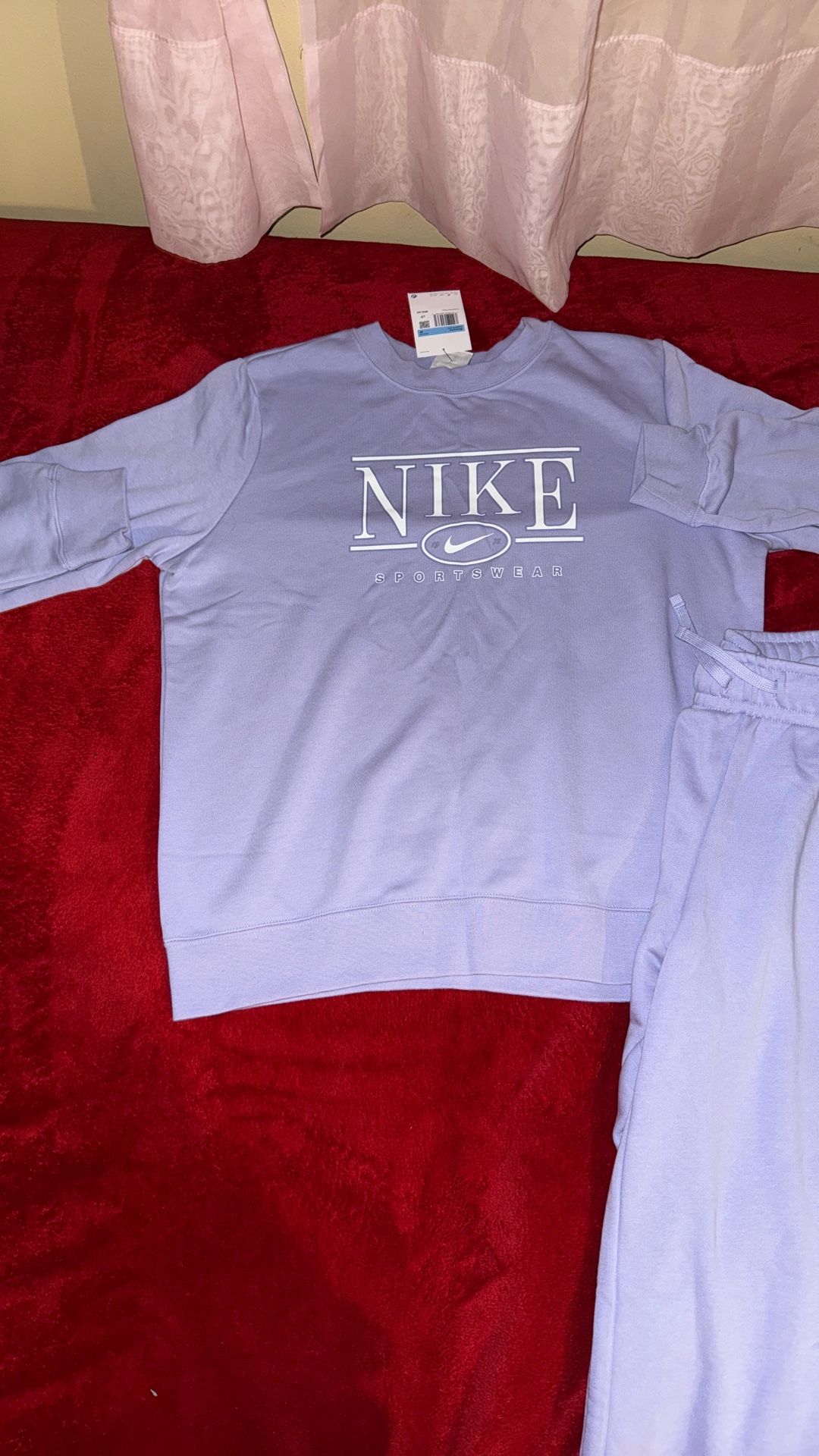 New Nike Standard Fit Mid Rise Full Length Nike Suite 