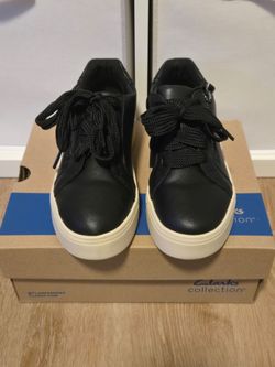 Clarks Collection Mykah Joy Black Leather Size Women's 6