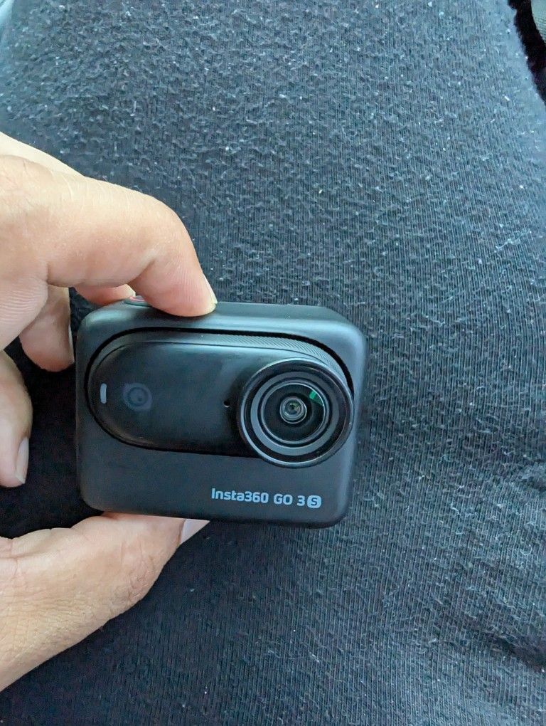 Insta360 Go 3S