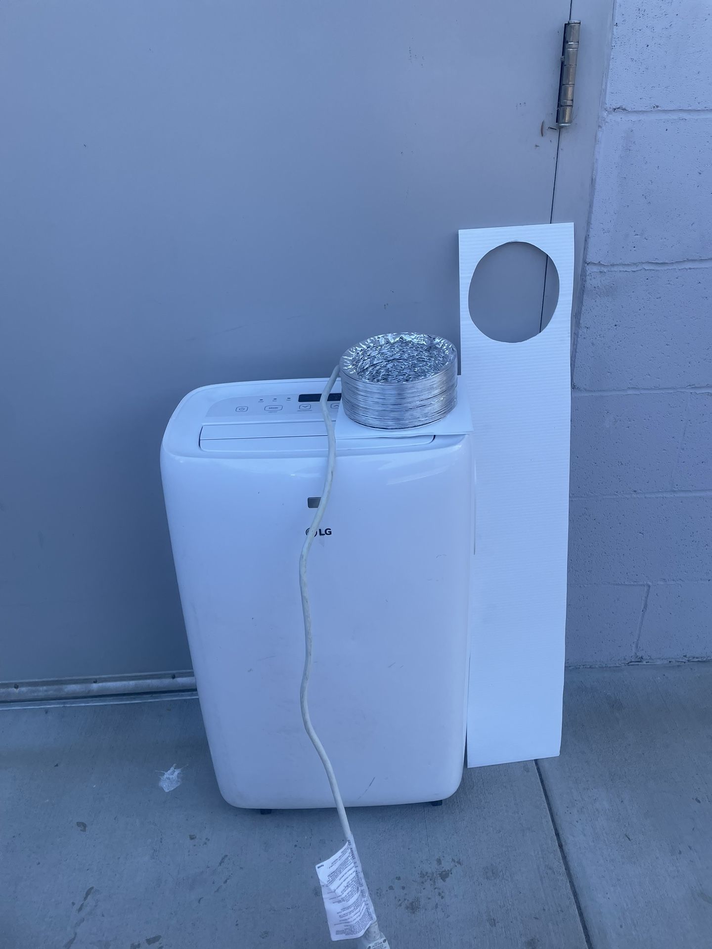 Air Conditioner 7k Btu Used LG