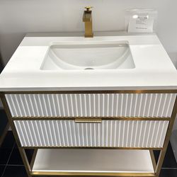 Royal Hampton 30in Vanity