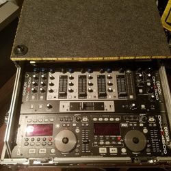 Denon Equipment Mixer and Controller