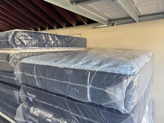 New Queen Stearns and Foster Mattress FREE SAME DAY DELIVERY