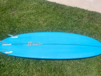 Surfboard 7’1”
