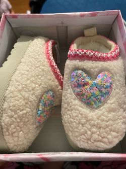 Girls Slip-On slippers