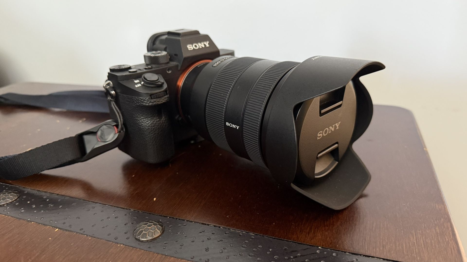 Sony Alpha a7R II (ILCE7RM2/B) Mirrorless Digital Camera