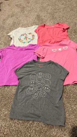 5 girls t shirts size 6/7