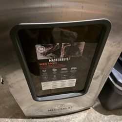 Masterbuilt Electric Smoker