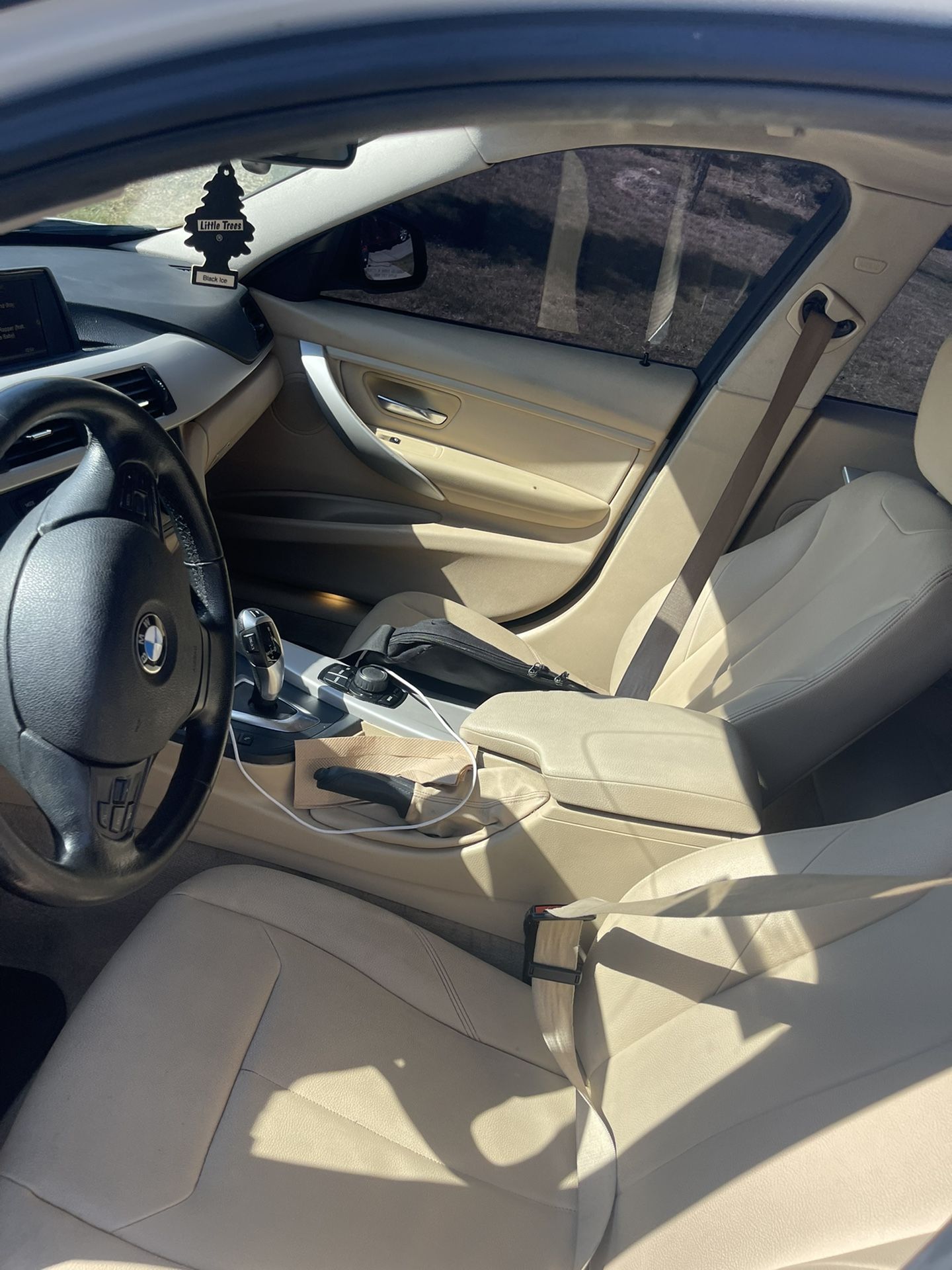 2015 BMW 320i