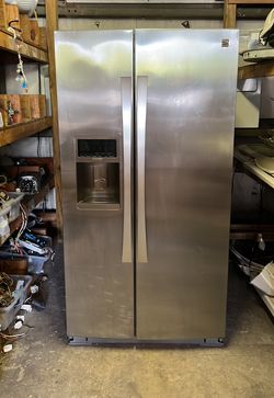 Kenmore Side-by-Side Stainless Steel Fridge
