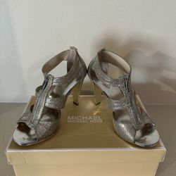  Michael Kors Berkley T-Strap Sandals Silver Glitter 8,5 M