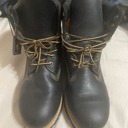 TIMBERLAND MEN BOOTS (USED)