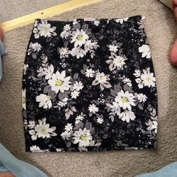 Cute Flowery Skirt 