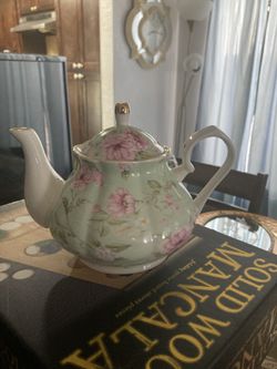 Tea Pot