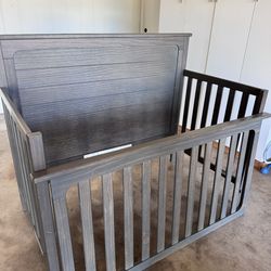 Convertible Crib to Toddler Bed – Great Condition