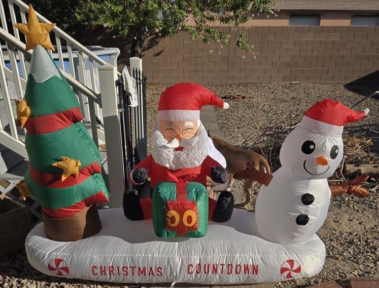 Holiday Countdown To Christmas Inflatable