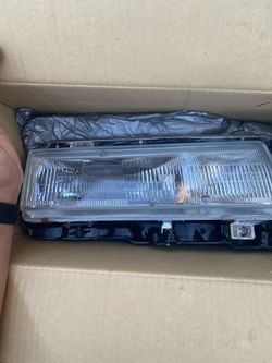 Maxima ‘87 Headlight