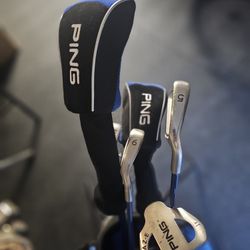 Junior Golf Clubs Starter Set with Golf Bag (Ping Moxie)