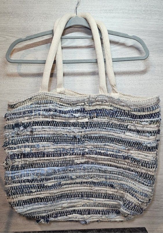 Hand Woven Upcycled Rag Rug Cotton Fabric Strip Shoulder Tote Bag