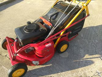 Mclane commercial grade 22 mower for Sale in Fort Worth, TX - OfferUp