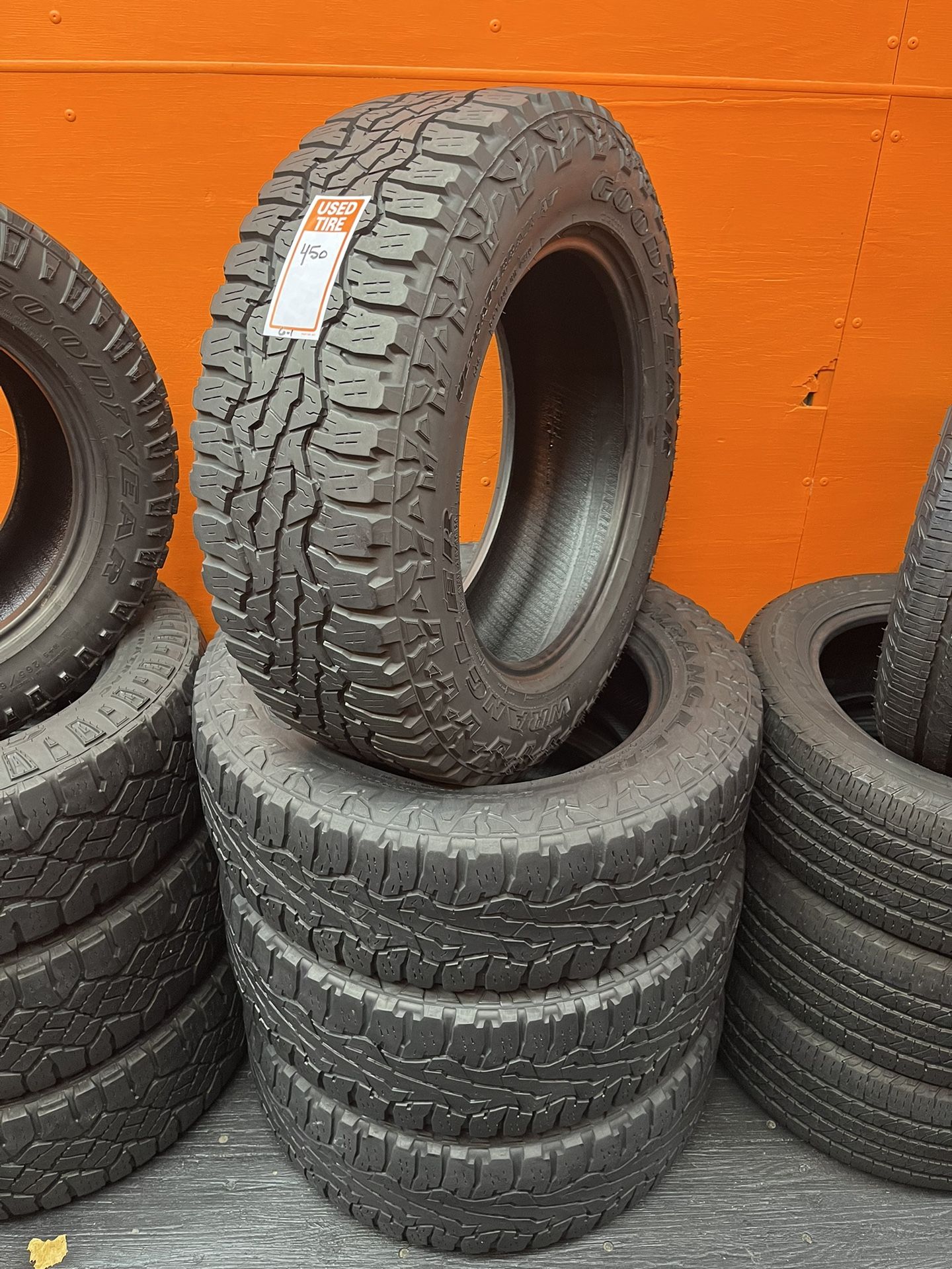 275/60R20 Goodyear Wrangler Ultra Terrain A/T Full Tire Set