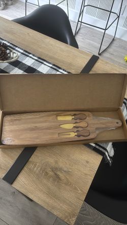 Tabla de madera para charcutería