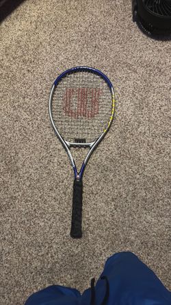 Tennis racket