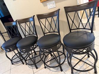 set of 4 new black counter height bar stool