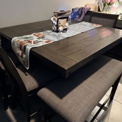 Table with lazy Susan
