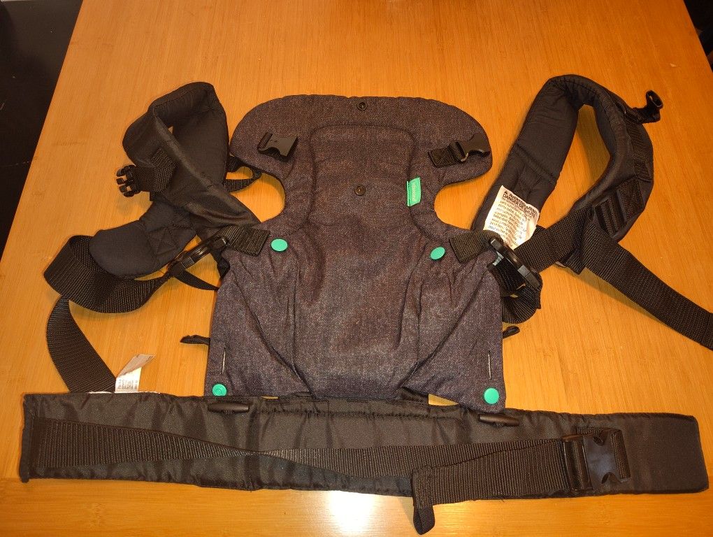 Infantino Baby carrier