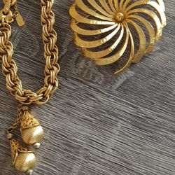 Vintage Monet Jewelry Bundle $60 